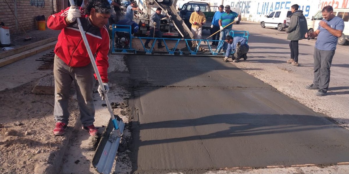 Realizaron el hormigonado en el ensanchamiento de Juan B. Justo