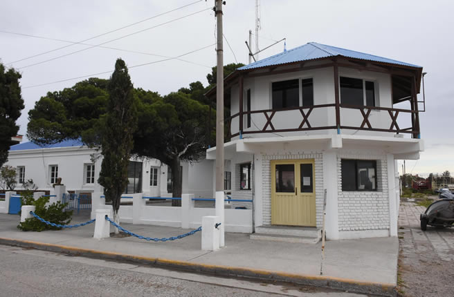 Prefectura extendió la inscripción a sus Escuelas de Oficiales y Suboficiales