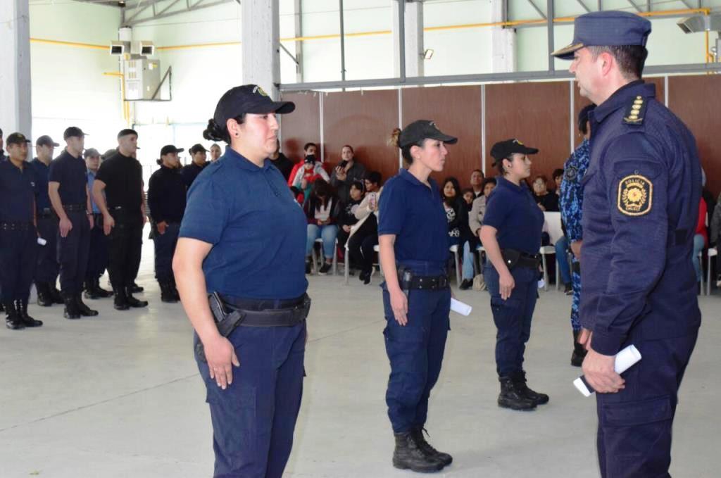 POLICÍA DEL CHUBUT: ASCENDIERON 65 EFECTIVOS