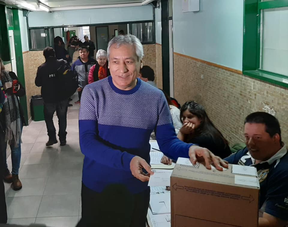 ALFREDO BELIZ EMITIÓ SU VOTO