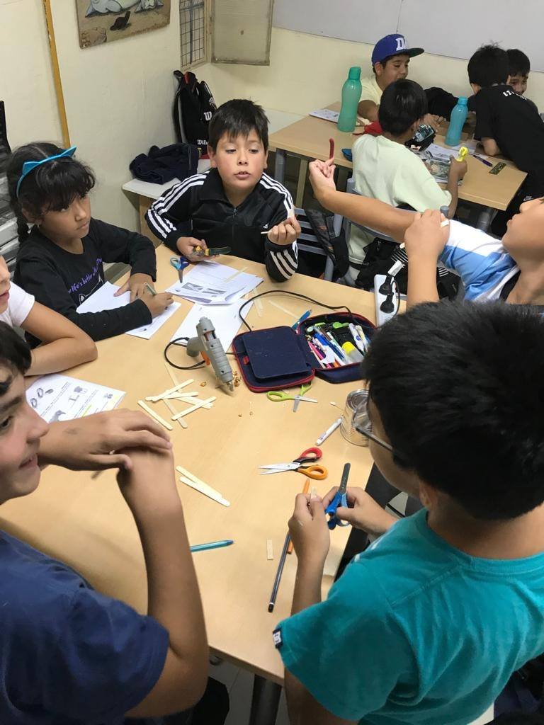 TECNOJUGANDO: NUEVO TALLER EN EL CLUB MUNICIPAL DE CIENCIAS Y TECNOLOGÍA