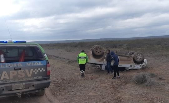 VUELCO EN RUTA 1 ENTRE RAWSON Y MADRYN