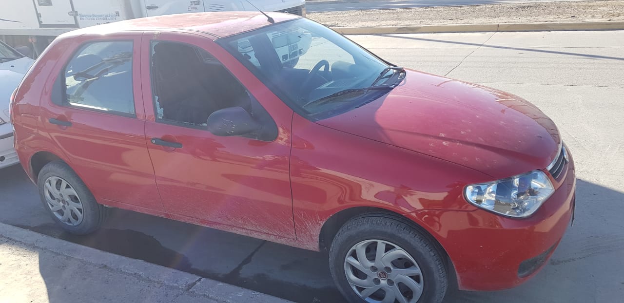 VECINOS LINCHAN A JOVEN POR ROBAR EN LA CALLE