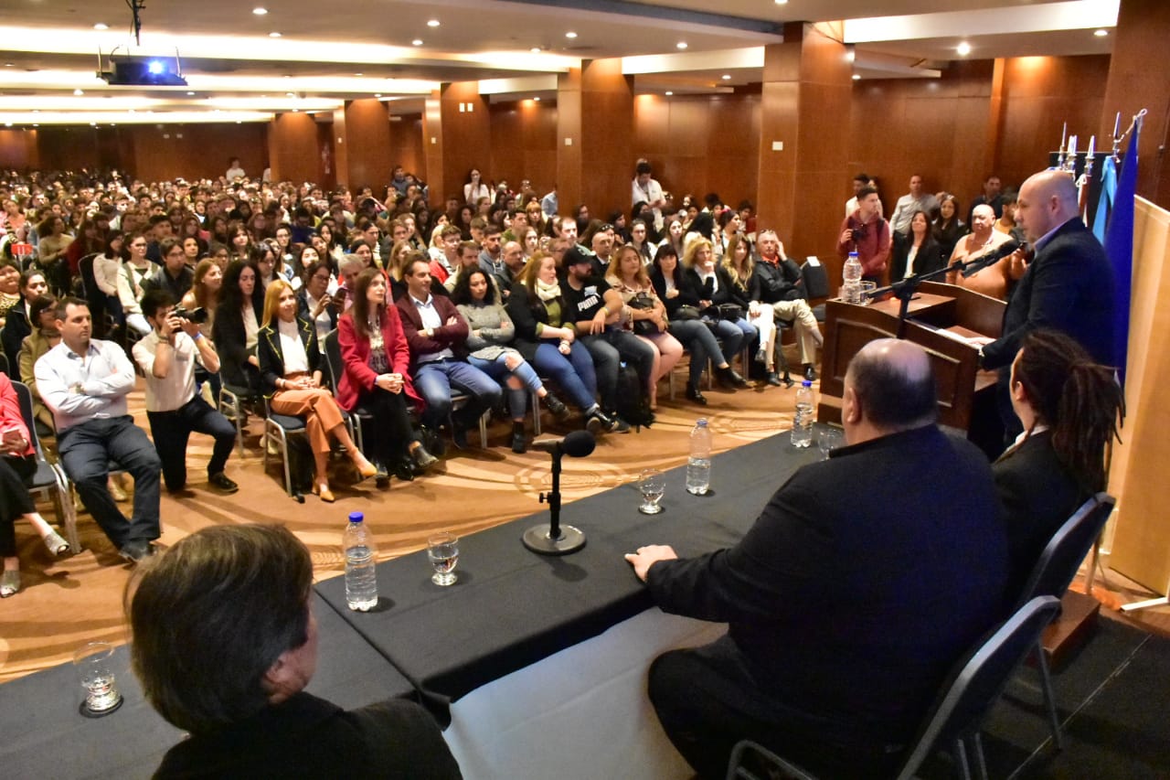 SASTRE PRESIDIÓ EL ACTO DE APERTURA DEL CONGRESO INTERNACIONAL DE TURISMO
