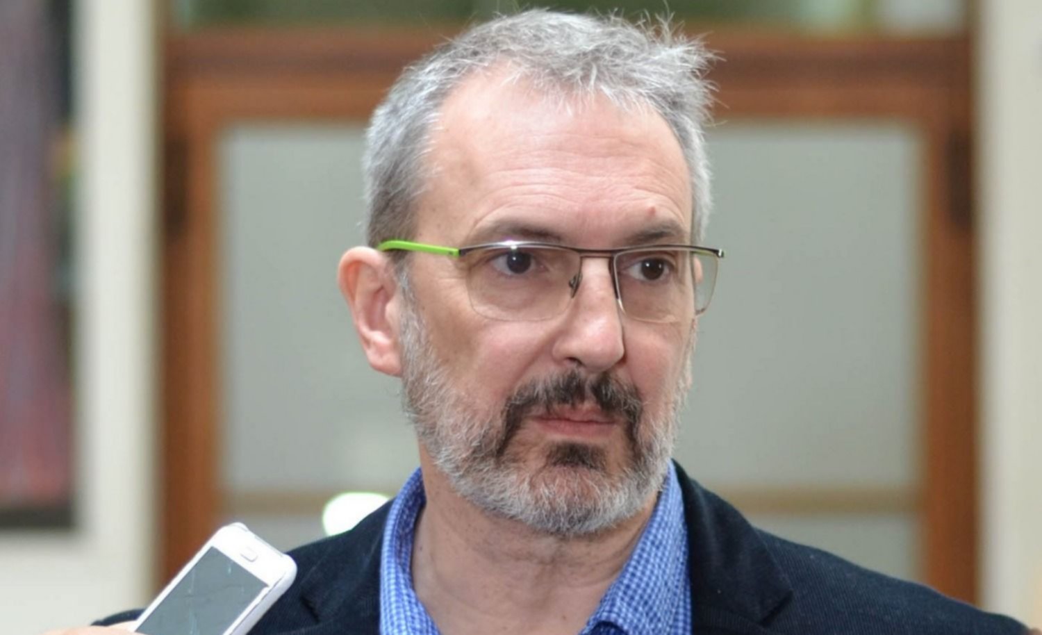 EL MINISTRO DE SALUD LE RESPONDIÓ A LOS ANTIVACUNAS