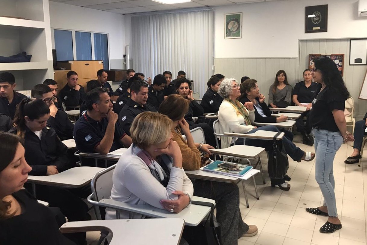 BOMBEROS VOLUNTARIOS RECIBIERON CAPACITACIÓN SOBRE VIOLENCIA DE GÉNERO