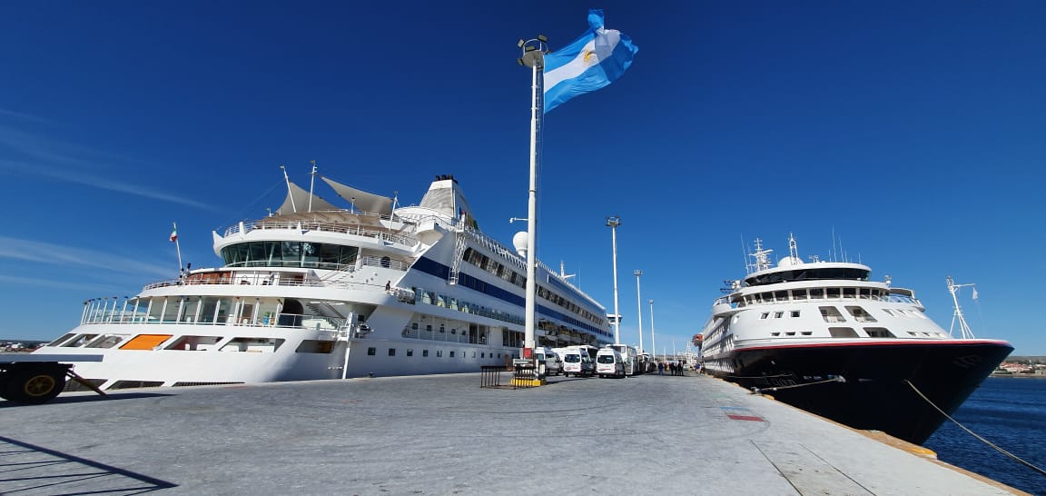 INGRESARÁN 46 BUQUES AL MUELLE LUIS PIEDRA BUENA DURANTE ESTA TEMPORADA DE CRUCEROS