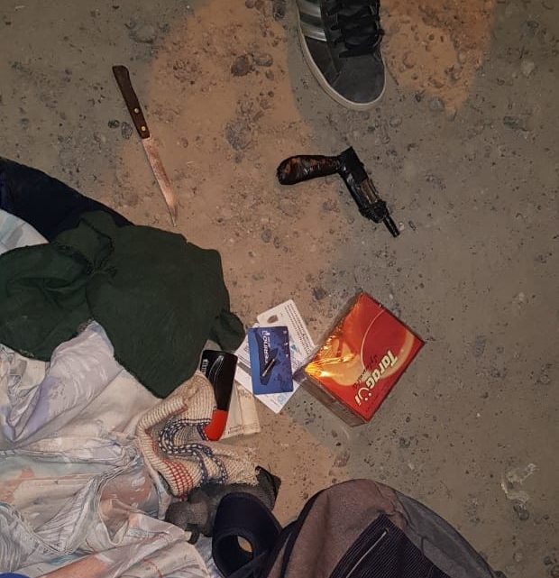 DETIENEN A JOVEN CON DROGAS Y ARMAS