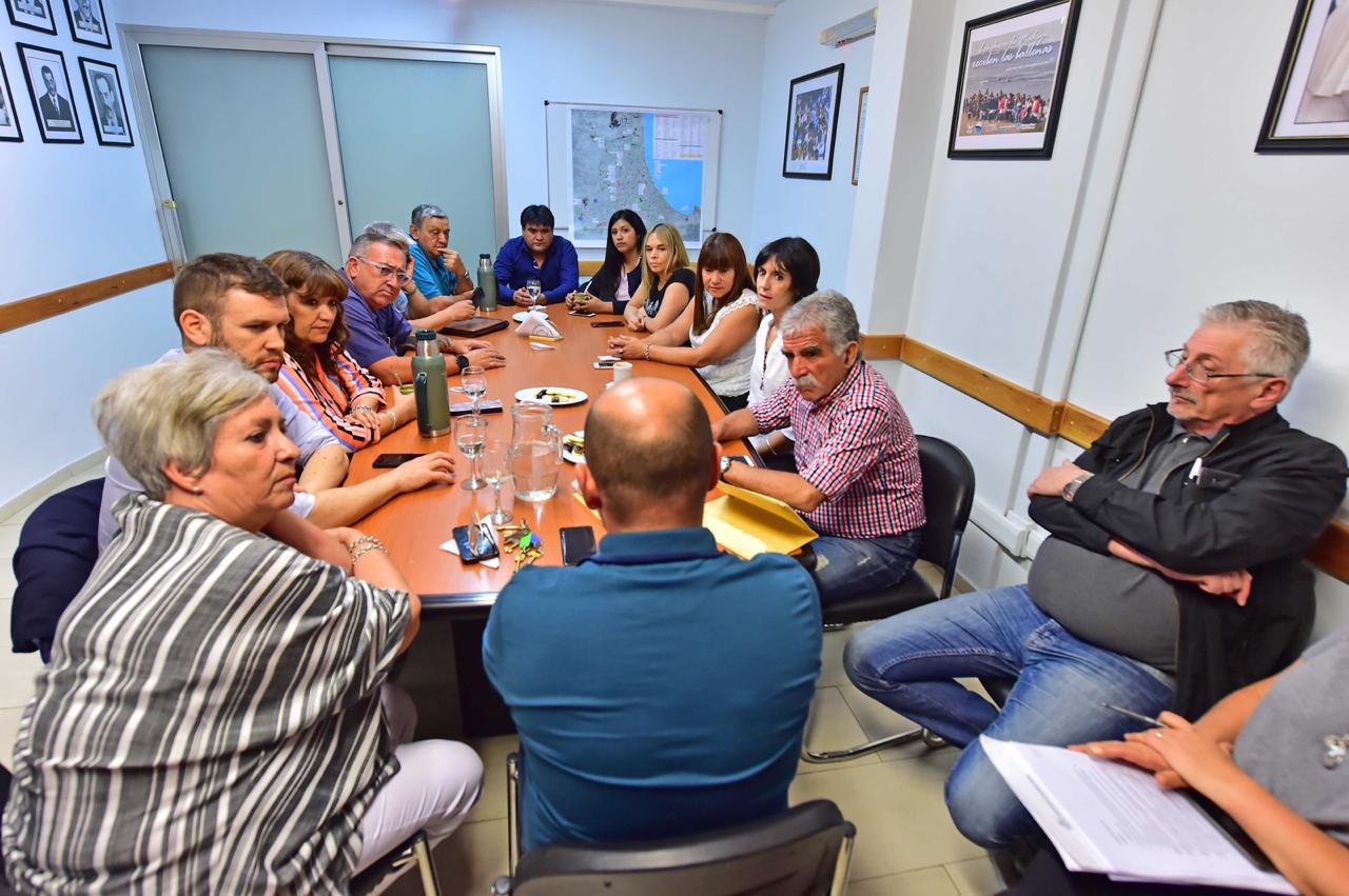 SASTRE SE REUNIÓ CON DIPUTADOS ELECTOS DEL BLOQUE OFICIALISTA
