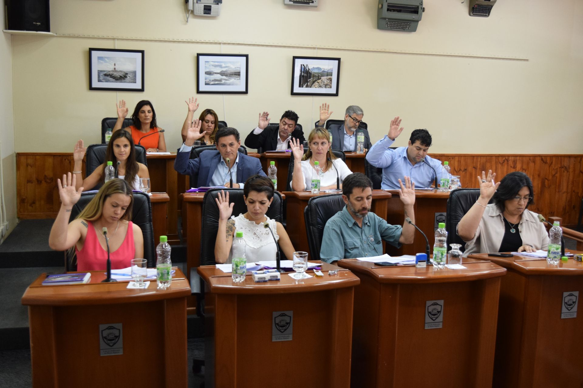 CONCEJALES SUSPENDIERON EL AUMENTO DE TARIFA EN SERVICOOP