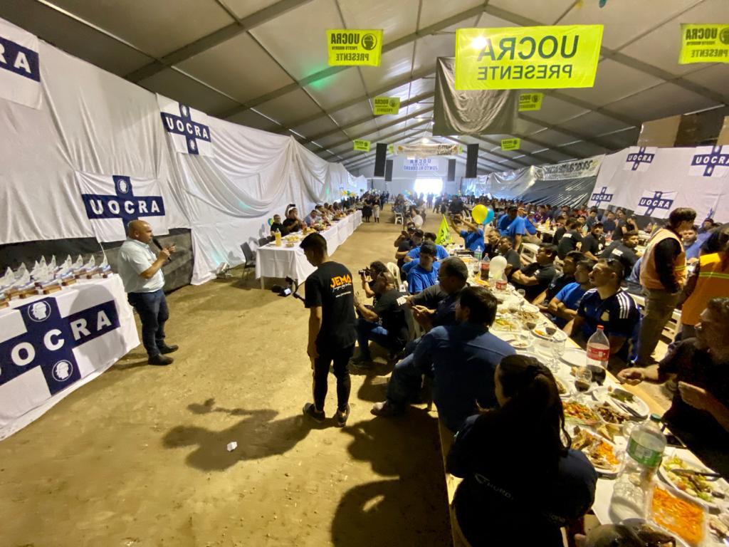 SASTRE ALMORZÓ CON MÁS DE MIL TRABAJADORES DE LA UOCRA