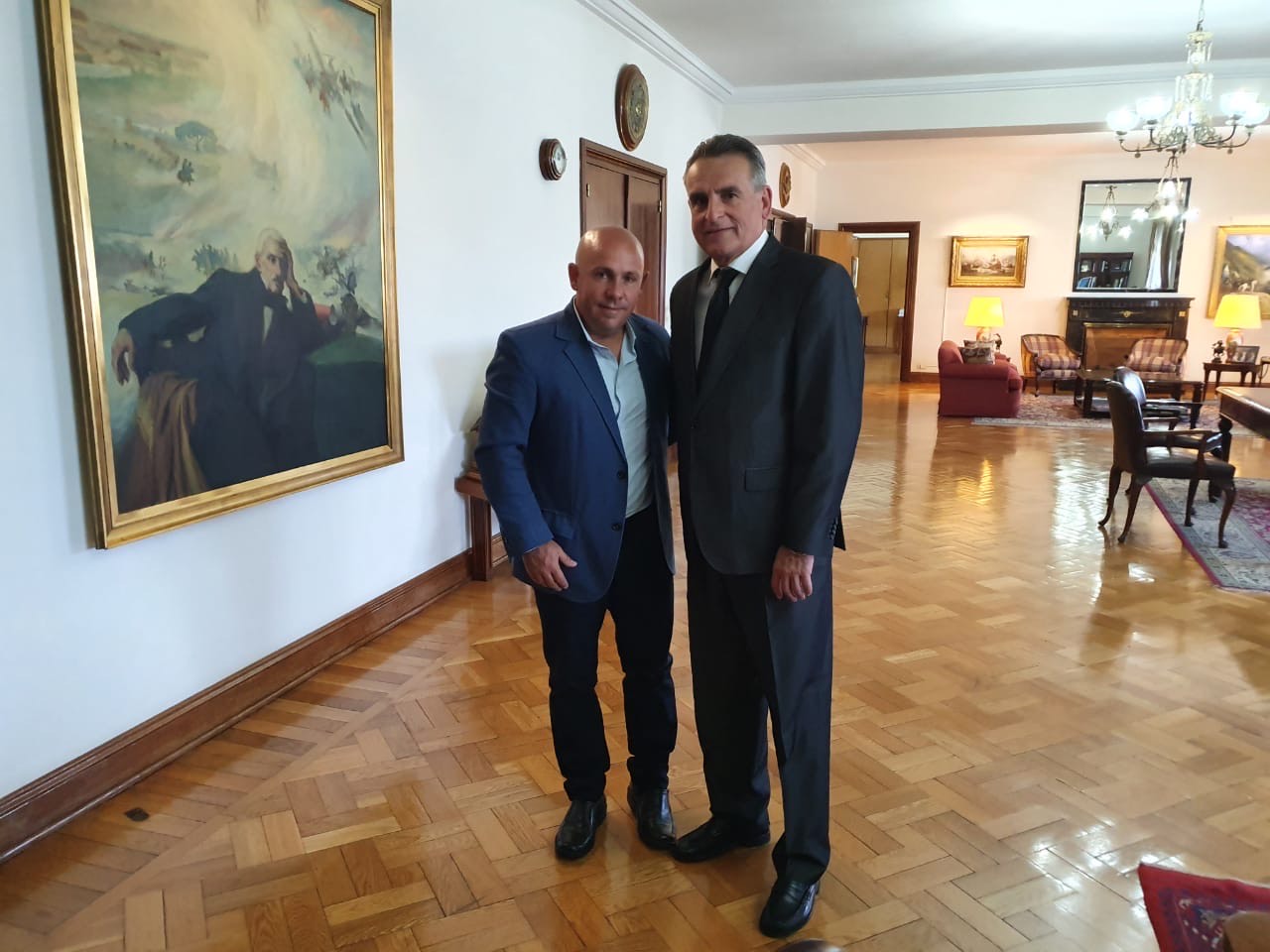 EL MINISTRO DE DEFENSA DE LA NACIÓN, CON GUSTAVO SASTRE