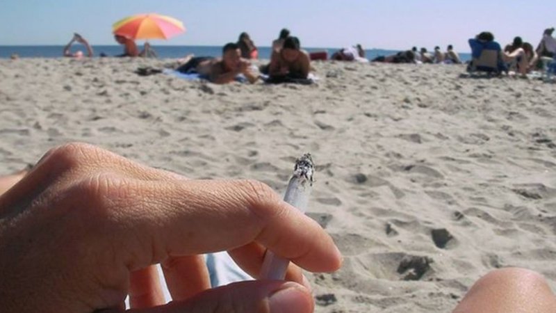 JUNTOS POR EL CAMBIO BUSCA PROHIBIR FUMAR EN LAS PLAYAS DE MADRYN