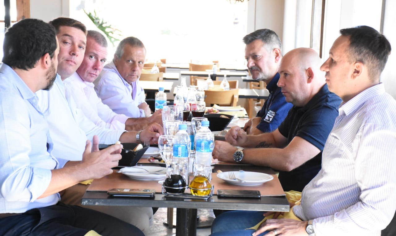 CUMBRE DE INTENDENTES DEL VALLE EN PUERTO MADRYN