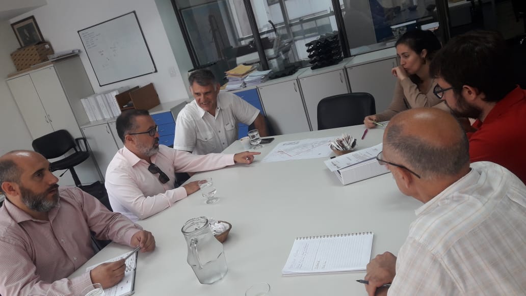 EN BÚSQUEDA DE OBRAS DE AGUA Y SANEAMIENTO PARA MADRYN