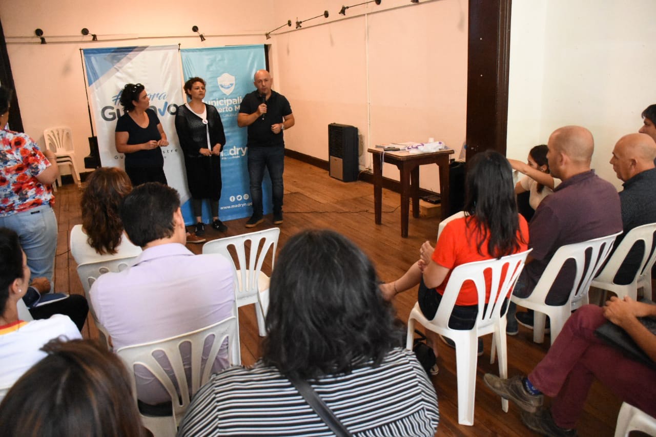 FUNCIONARIO MUNICIPALES SE CAPACITARON EN GÉNERO Y VIOLENCIA CONTRA LA MUJER