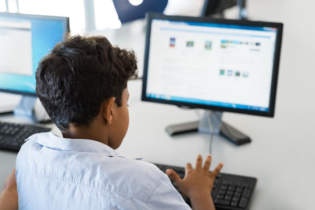 EL 50% DE LAS ESCUELAS SOLICITARON SUMARSE A LA CREACIÓN DE AULAS VIRTUALES