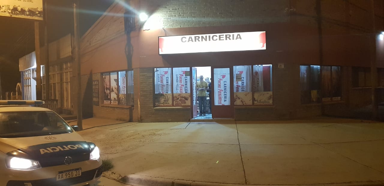 PENSÓ ROBAR EN UNA CARNICERÍA PERO NADA SALIÓ SEGÚN LO PLANEÓ