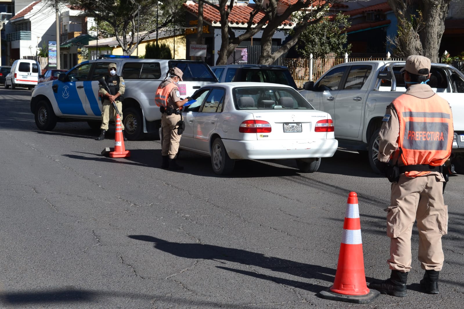 INCONSCIENTES: SIGUEN CIRCULANDO SIN PERMISO