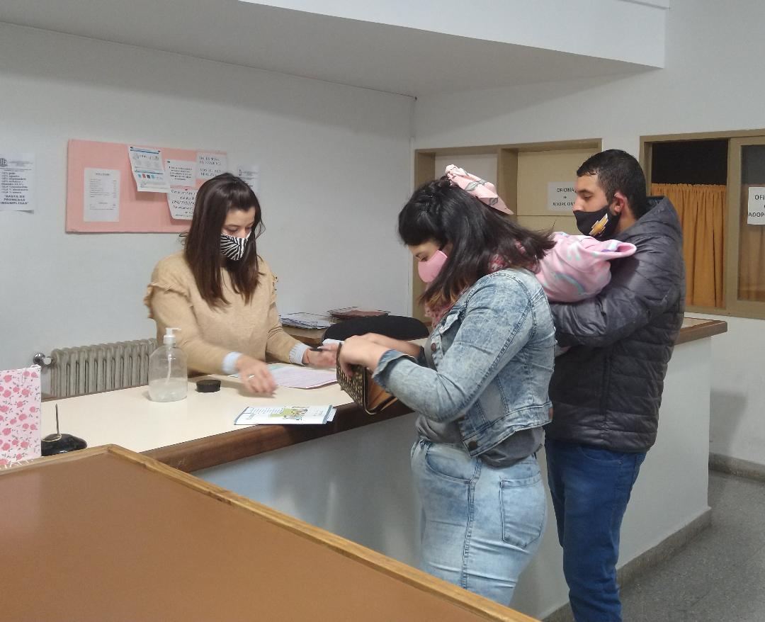 EL REGISTRO CIVIL TRABAJA CON HORARIO REDUCIDO