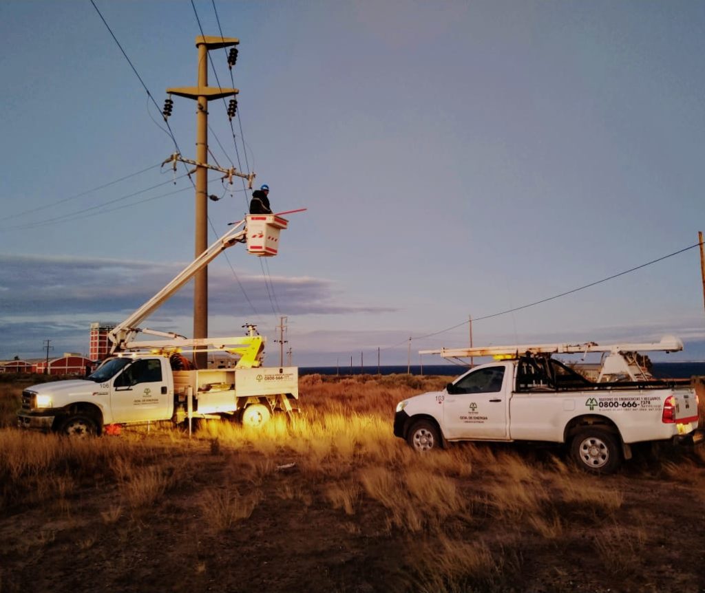 INTENSO TRABAJO DE SERVICOOP TRAS EL TEMPORAL DE VIENTO