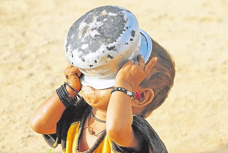 POBREZA Y NIÑEZ: EL DESAFÍO DE REPENSAR LA AUH