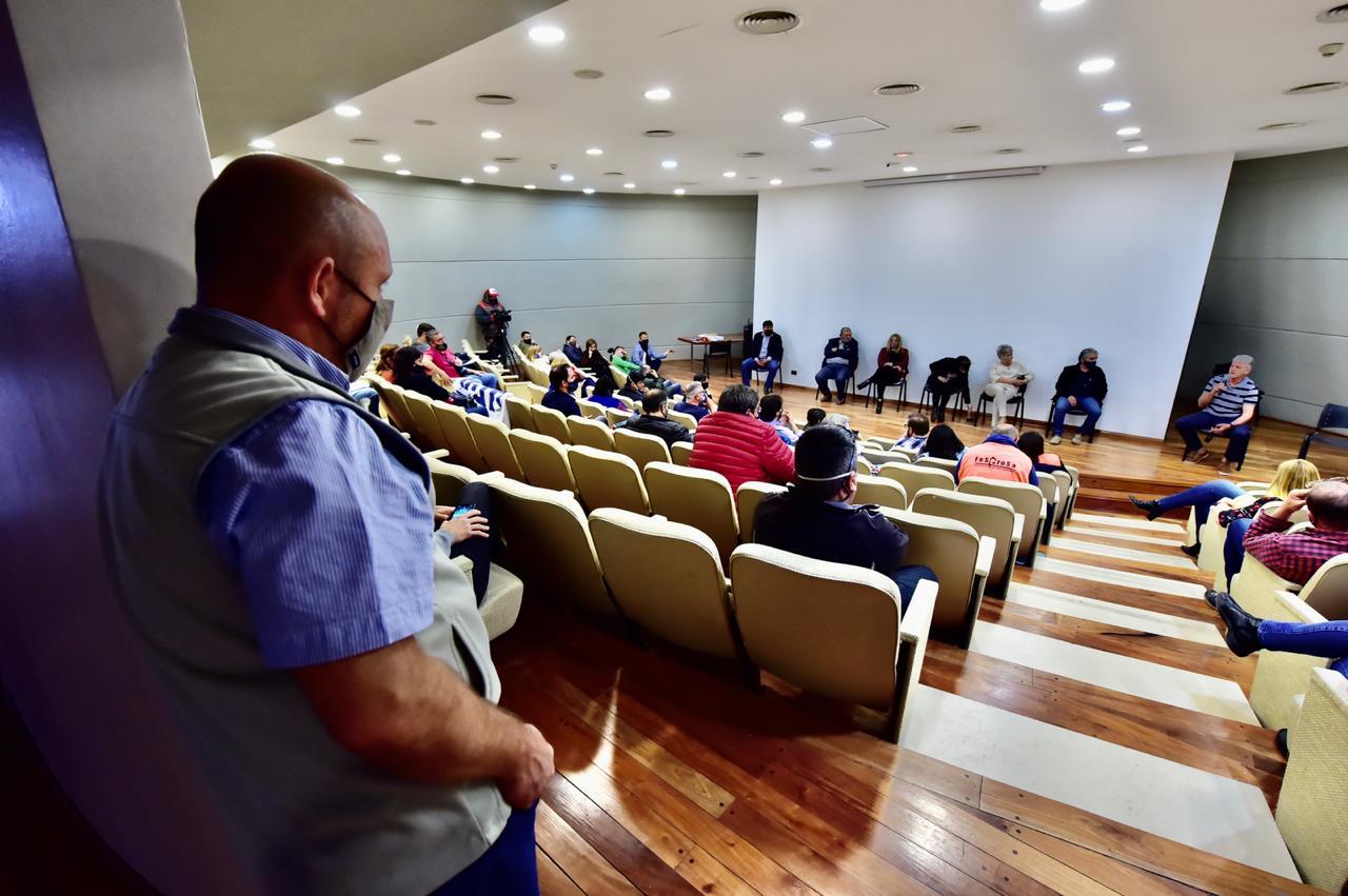 DIPUTADOS SE COMPROMETIERON A TRATAR LA LEY TRIBUTARIA