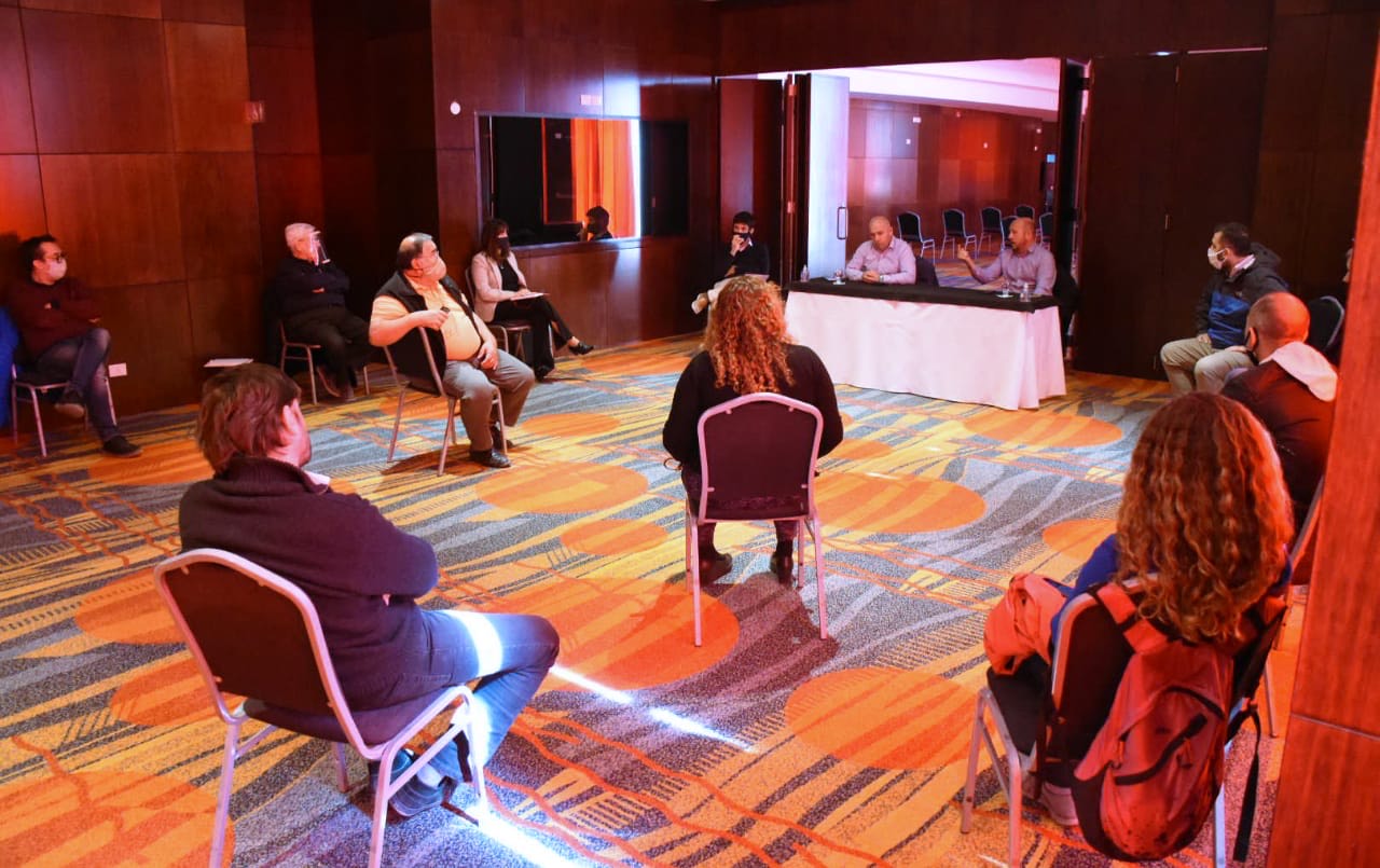 ENCUENTRO PARA PENSAR EN LA REACTIVACIÓN DE MADRYN LUEGO DE LA PANDEMIA