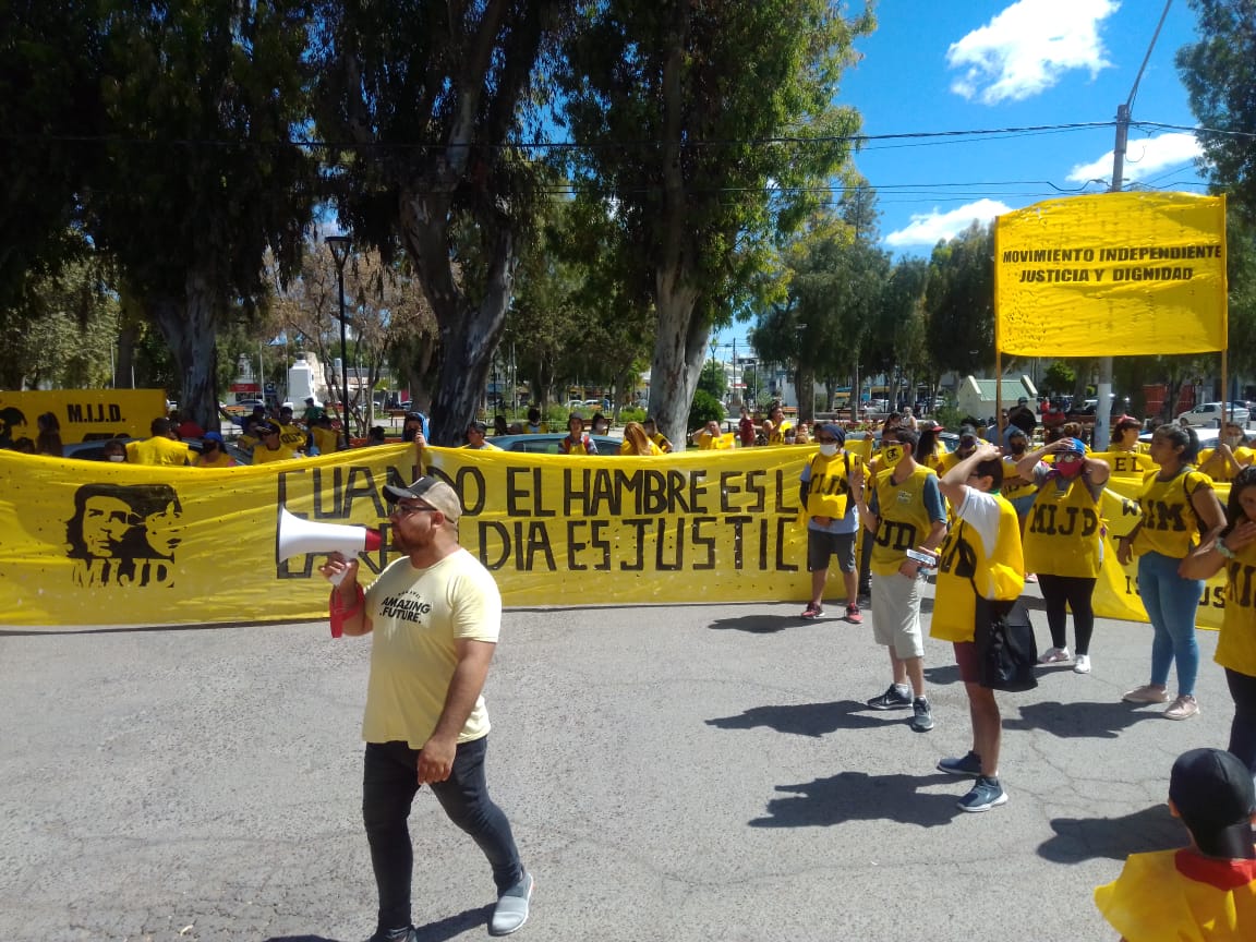 EL MIJD MARCHÓ EN RECHAZÓ DEL AUMENTO DEL 5% A JUBILADOS