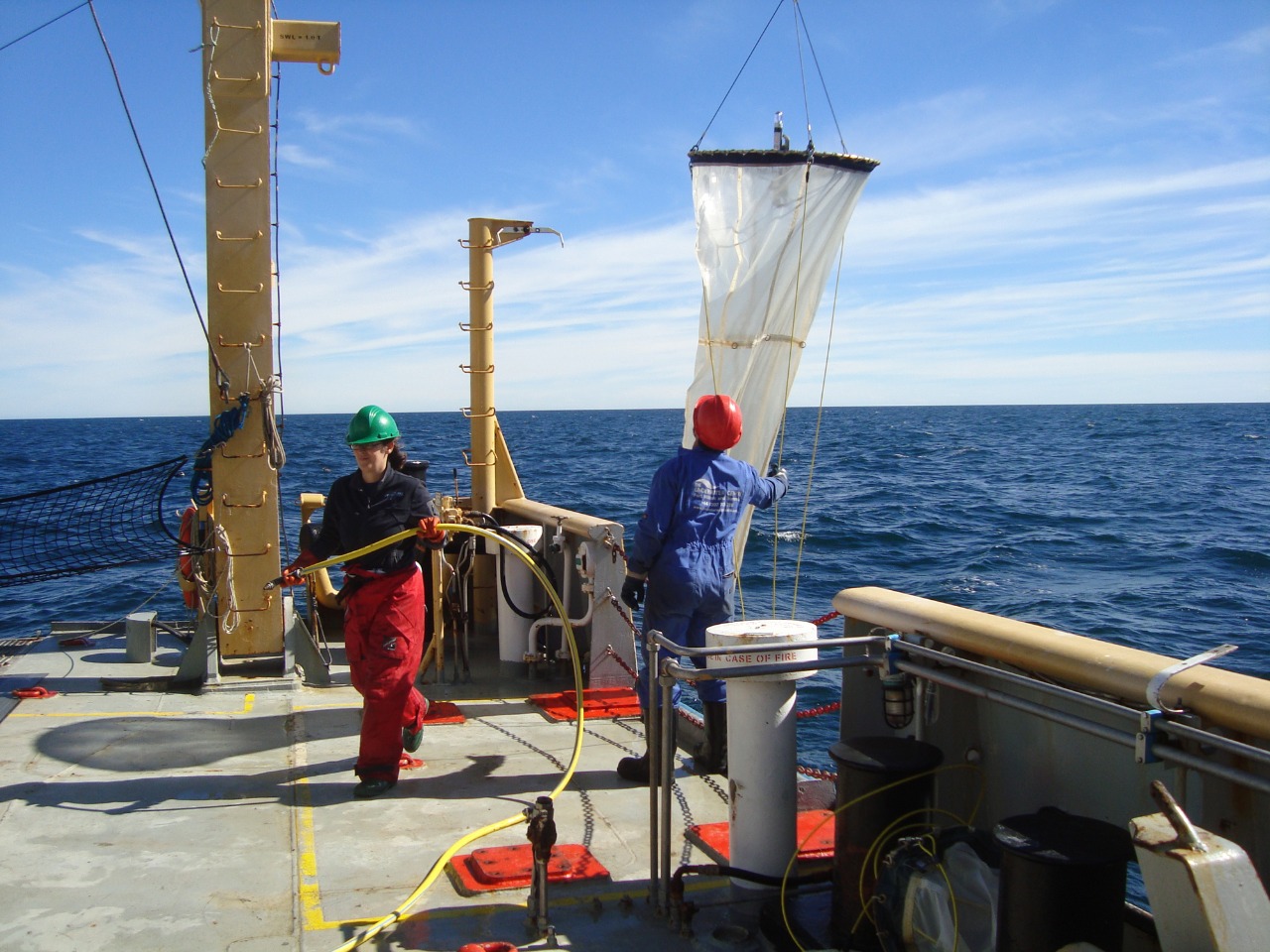 LANZAN LIBRO SOBRE INVESTIGACIÓN Y MONITOREO DEL GOLFO SAN JORGE