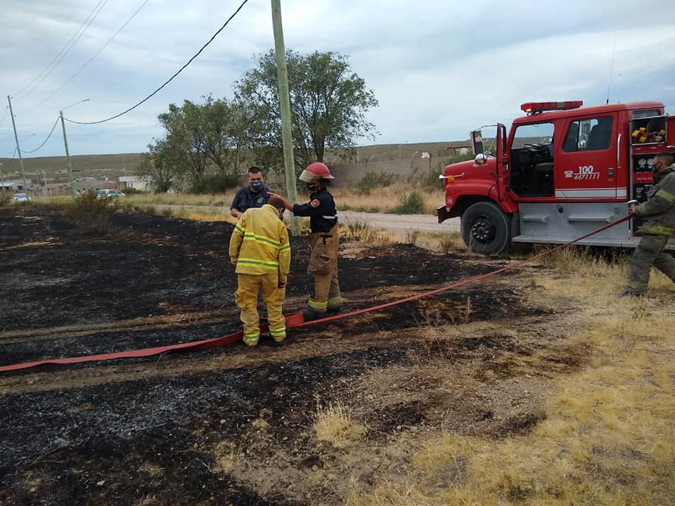 INCENDIO DE PASTIZALES ENTRE SOLANAS Y QUINTAS DEL MIRADOR
