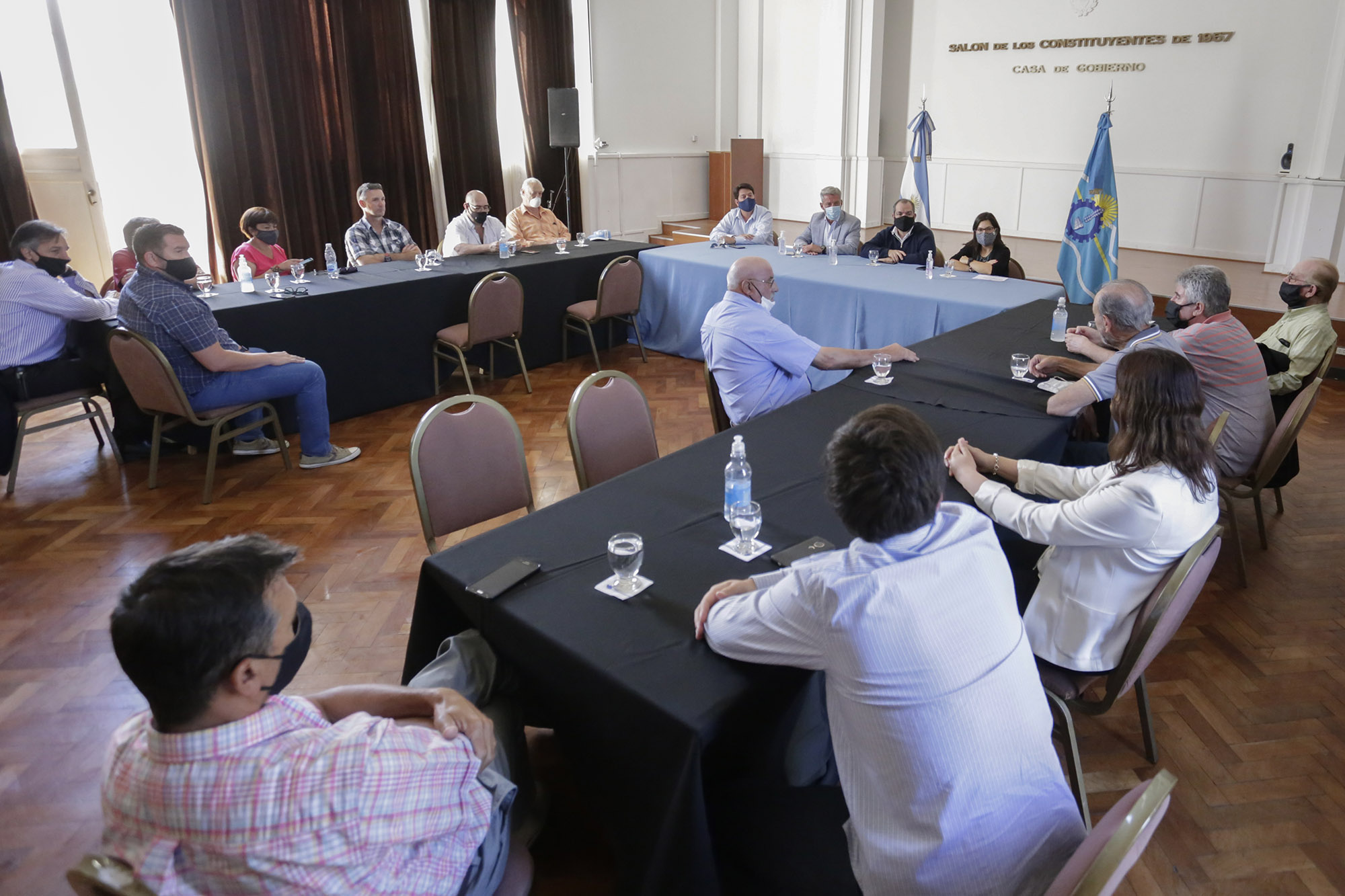 ARCIONI RECIBIÓ A REPRESENTANTES DE EMPRESAS DE TRANSPORTE INTERURBANO DE CHUBUT