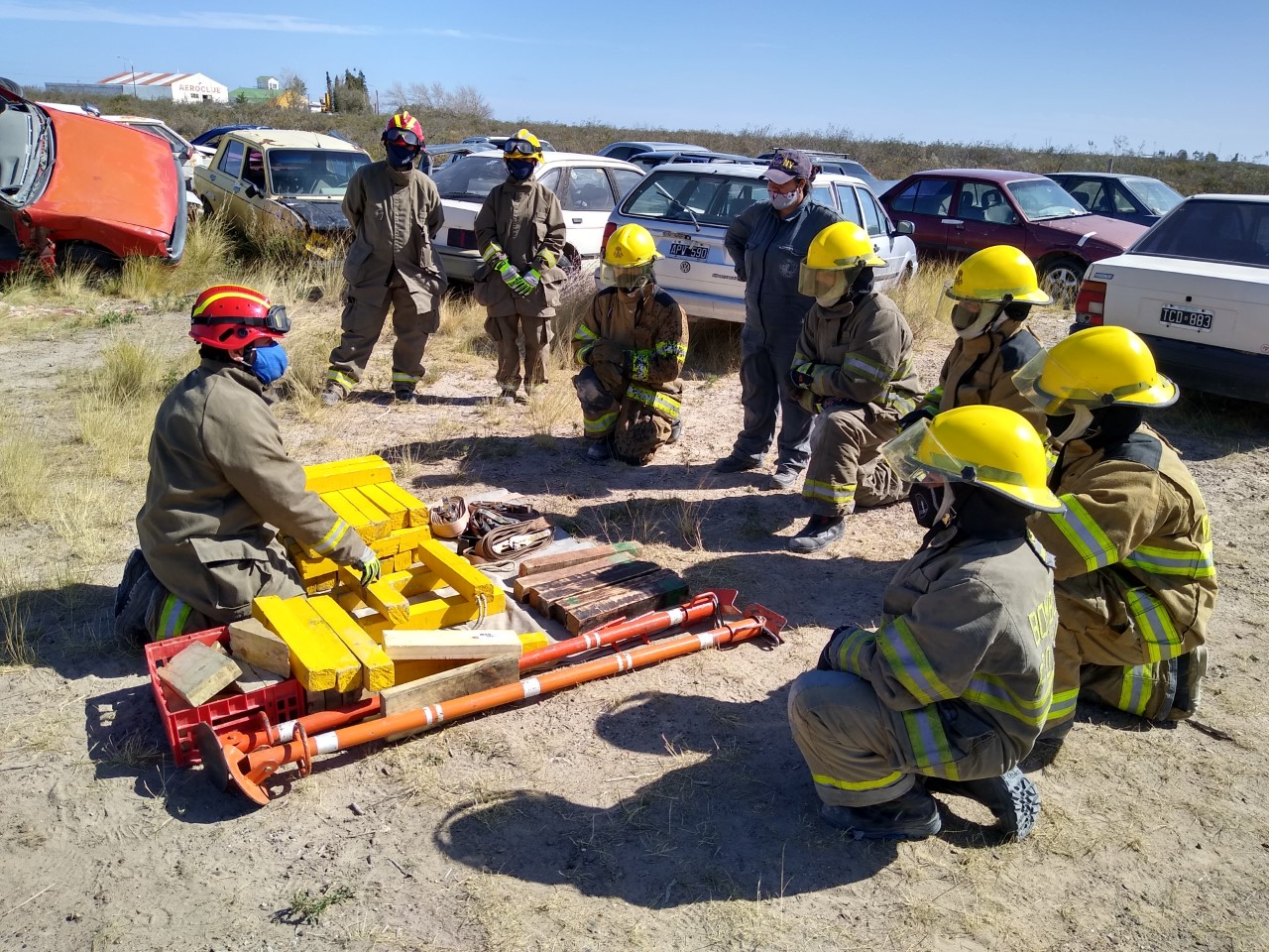 BOMBEROS DE MADRYN SUMARÁN JÓVENES INTEGRANTES AL CUERPO ACTIVO