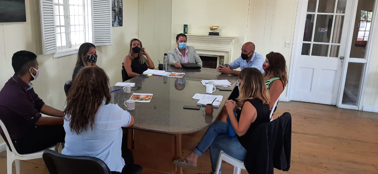 REUNIÓN PARA PROMOVER LA IGUALDAD DE GÉNERO EN EL DEPORTE