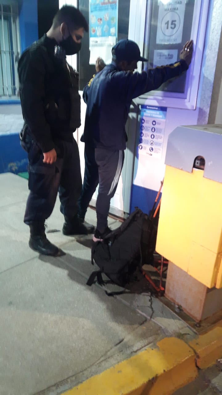 JOVEN DETENIDO POR APUÑALAR A UN MENOR