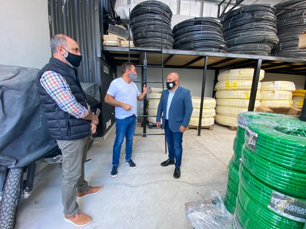 EMPRENDEDORES LOCALES RECIBEN APOYO DE LA MUNICIPALIDAD