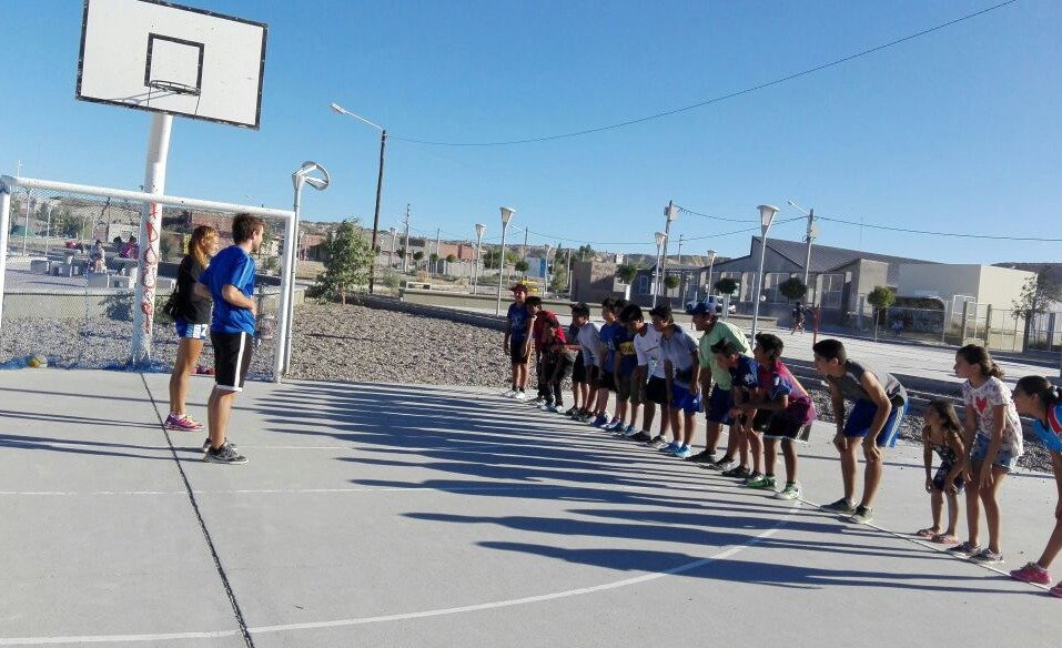 IMPULSAN UN PROGRAMA DE MULTIPLICADORES DEPORTIVOS BARRIALES EN MADRYN