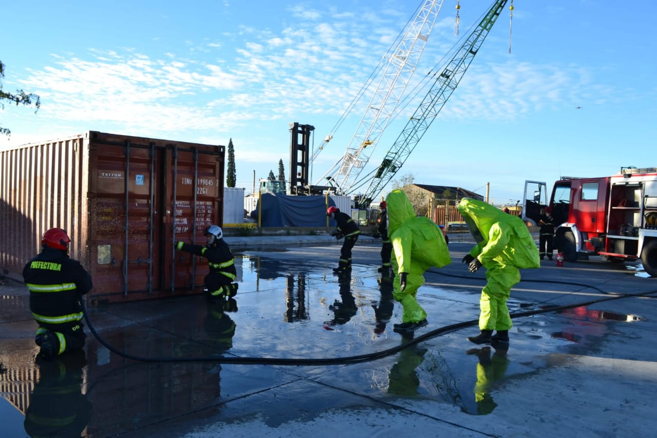 SIMULACRO DE INCENDIO EN EL MUELLE ALTE STORNI