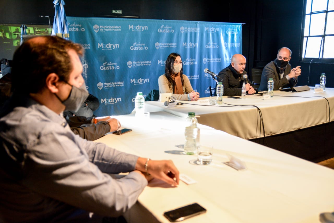 MESA DE DIÁLOGO PARTICIPATIVA CON INSTITUCIONES DE MADRYN PARA AMPLIAR LA OFERTA DE ENERGÍAS RENOVABLES