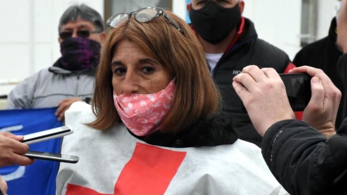 TRABAJADORES DE LA SALUD RECLAMAN UNA CONVOCATORIA DEL GOBIERNO
