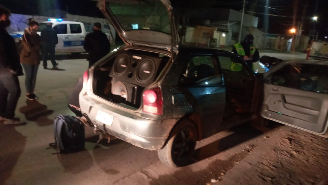 ARMAS, DROGRAS Y DESCONTROL