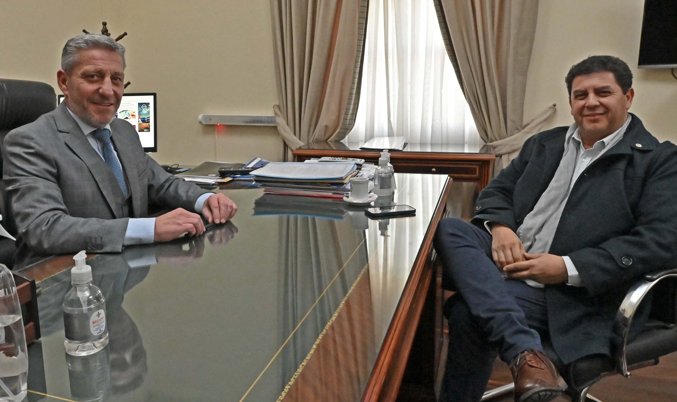 ARCIONI SE REUNIÓ CON EL PRESIDENTE DE LA CÁMARA ARGENTINA DE TURISMO CHUBUT