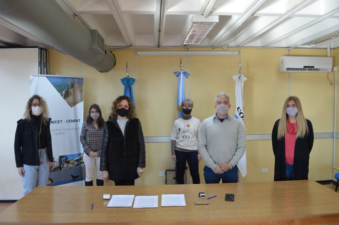 FIRMA ACUERDO POR TESTEO DE ACEITE DE CANNABIS