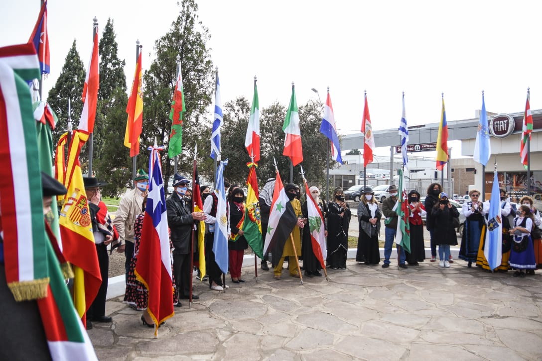 PUERTO MADRYN CONMEMORÓ EL DÍA DEL INMIGRANTE