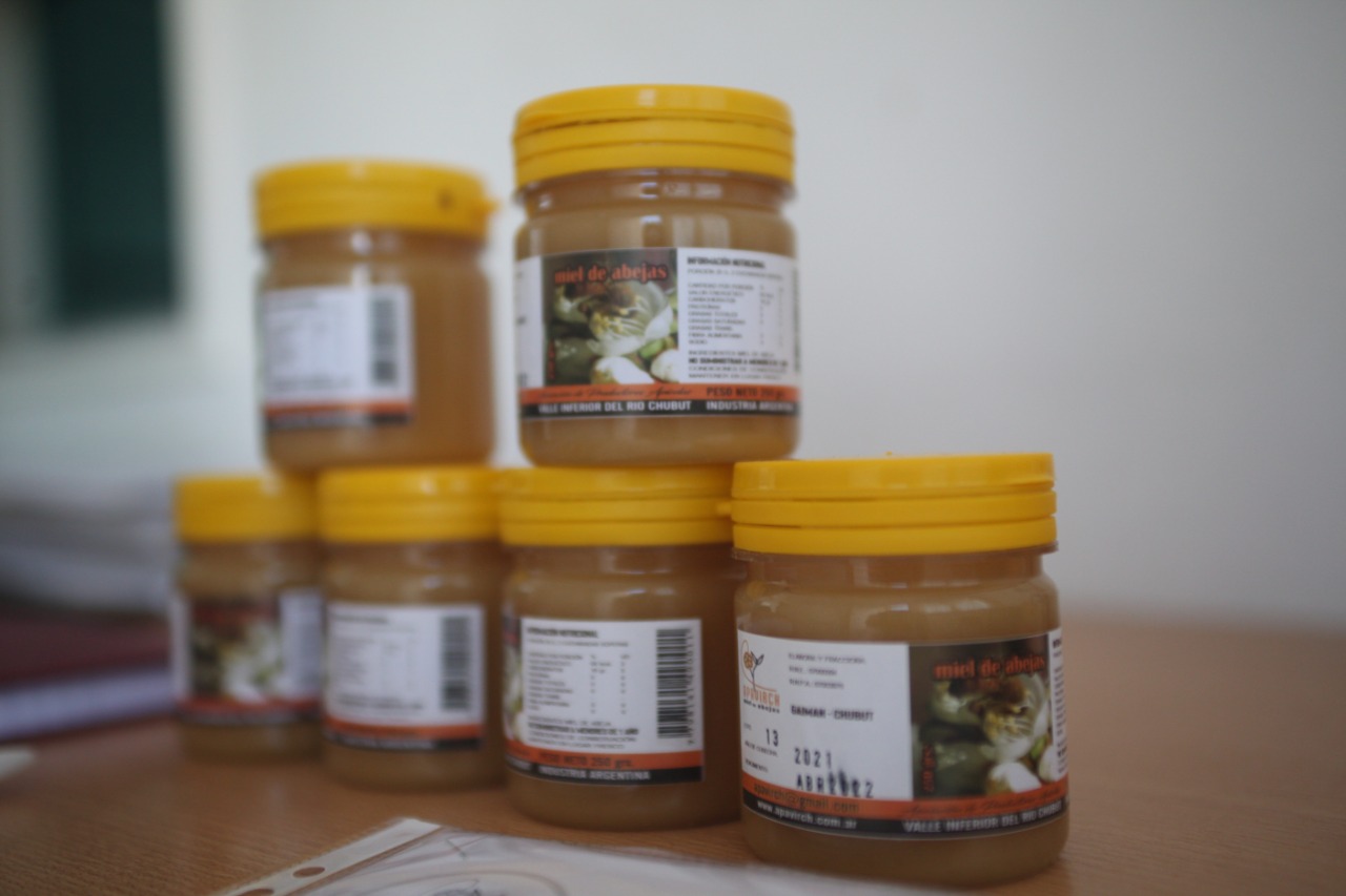 PRODUCTORES APÍCOLAS DEL VIRCH PROYECTAN AMPLIAR EL CIRCUITO DE COMERCIALIZACIÓN