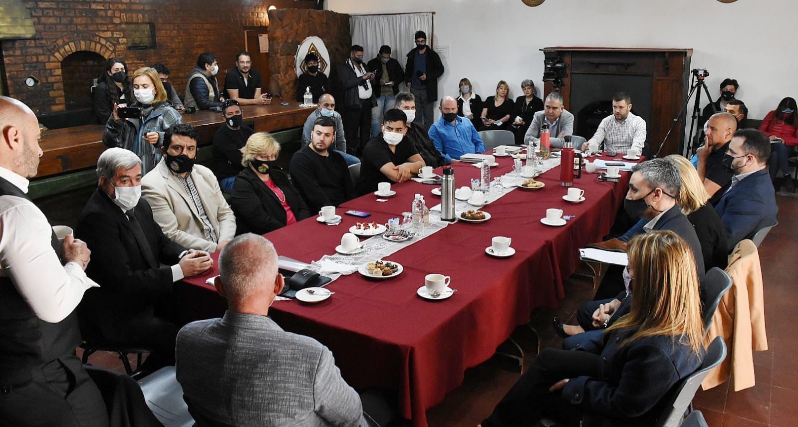 EL GOBIERNO DE LA PROVINCIA PARTICIPÓ DE LA REUNIÓN DE SEGURIDAD EN GAIMAN