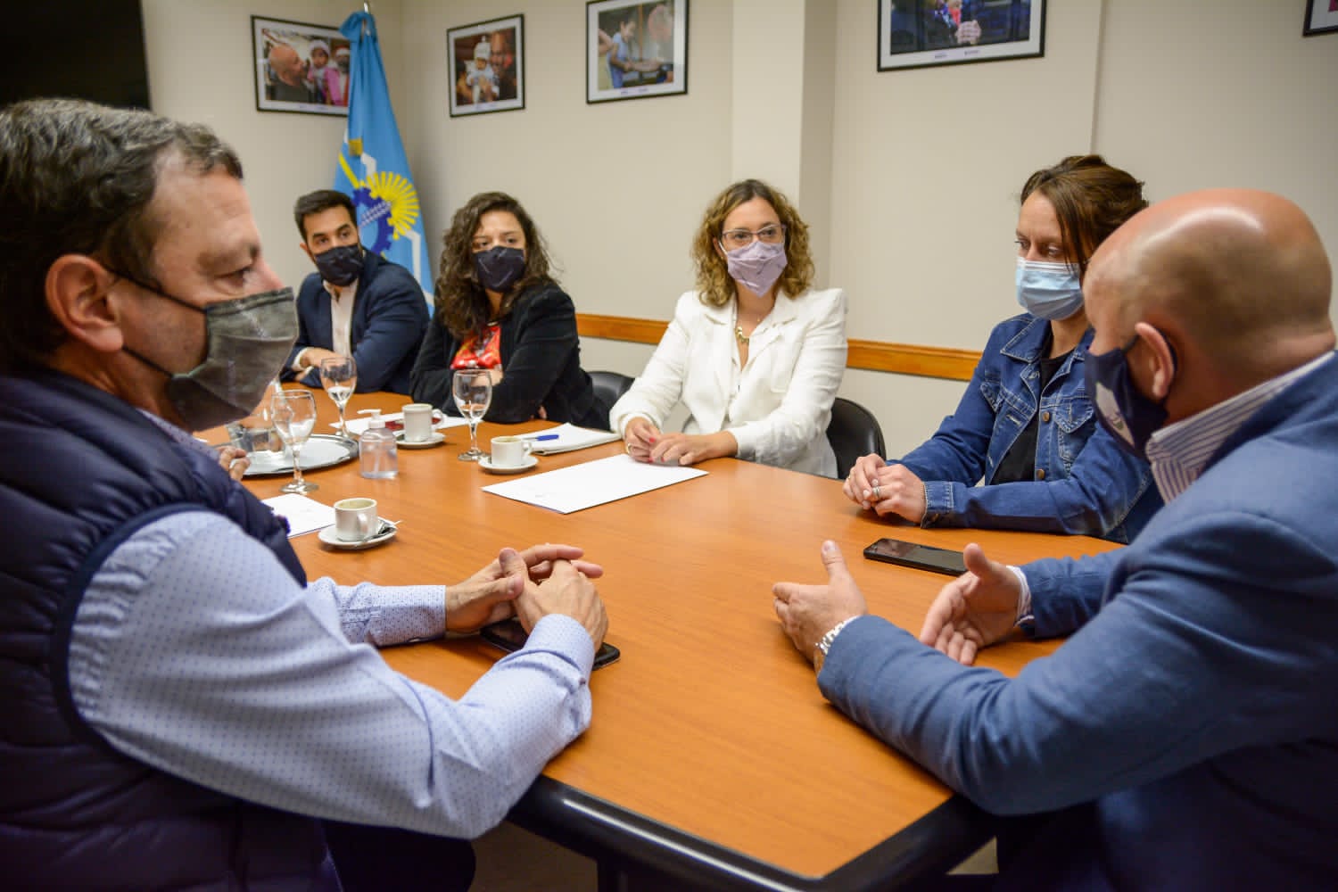 EL INTENDENTE RECIBIÓ A LA SUBSECRETARIA DE ASUNTOS PARLAMENTARIOS DE LA NACIÓN