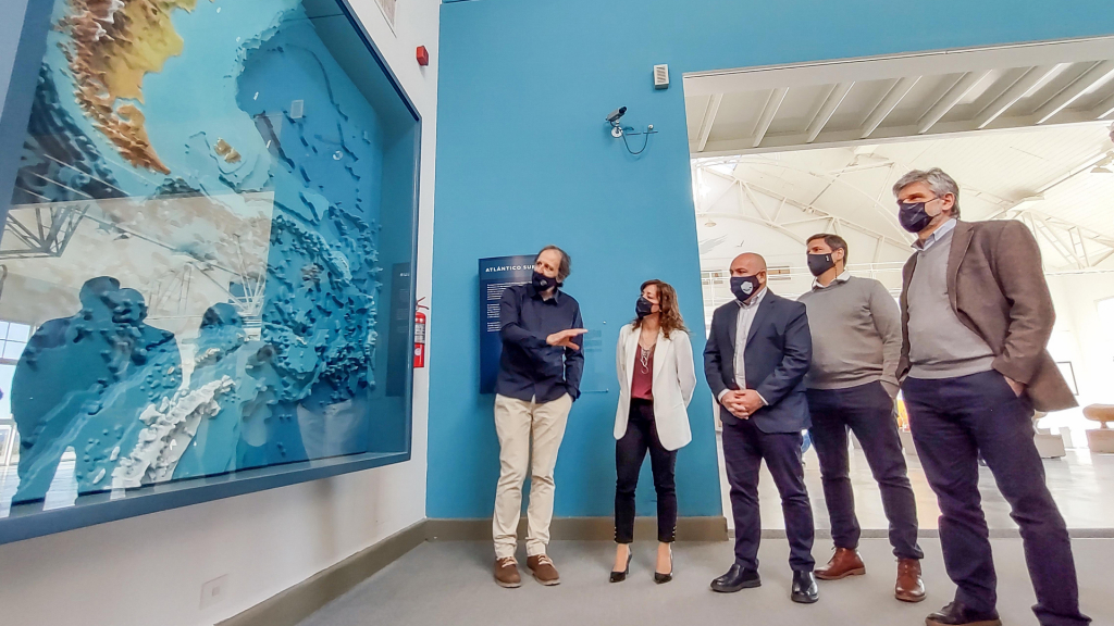 EL MINISTRO FILMUS VISITÓ EL ECOCENTRO PAMPA AZUL Y ANUNCIÓ OBRAS POR $20 MILLONES