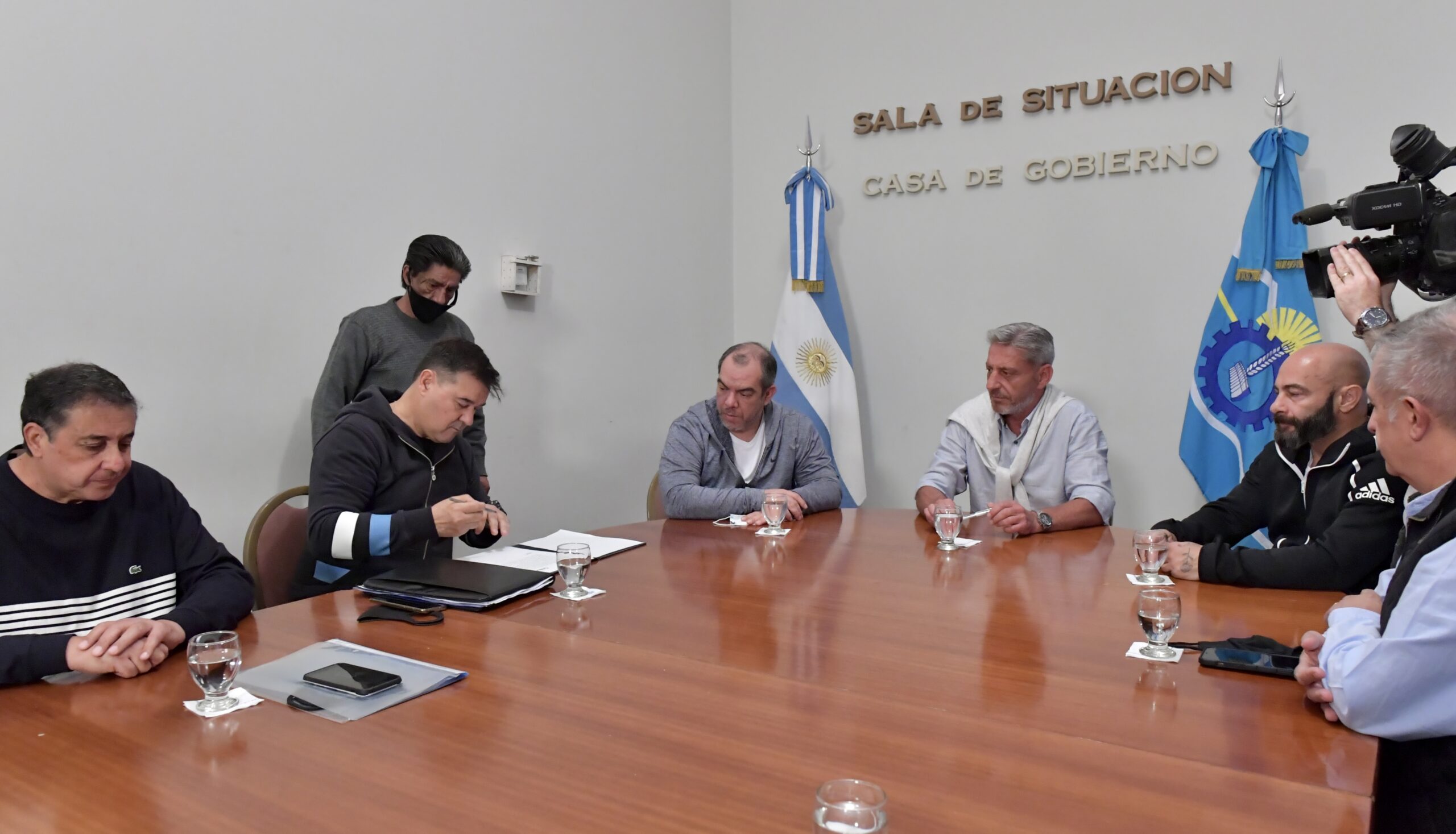 FIRMARON ACTA ACUERDO DE RECOMPOSICIÓN SALARIAL PARA LA POLICÍA DEL CHUBUT