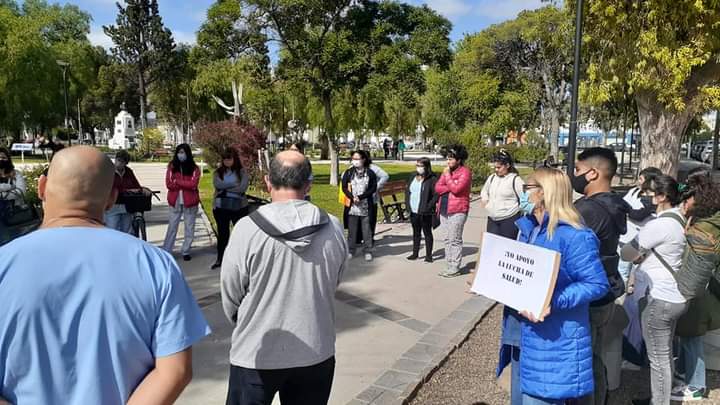 TRABAJADORES DE SALUD SEGUIRÁN DE PARO